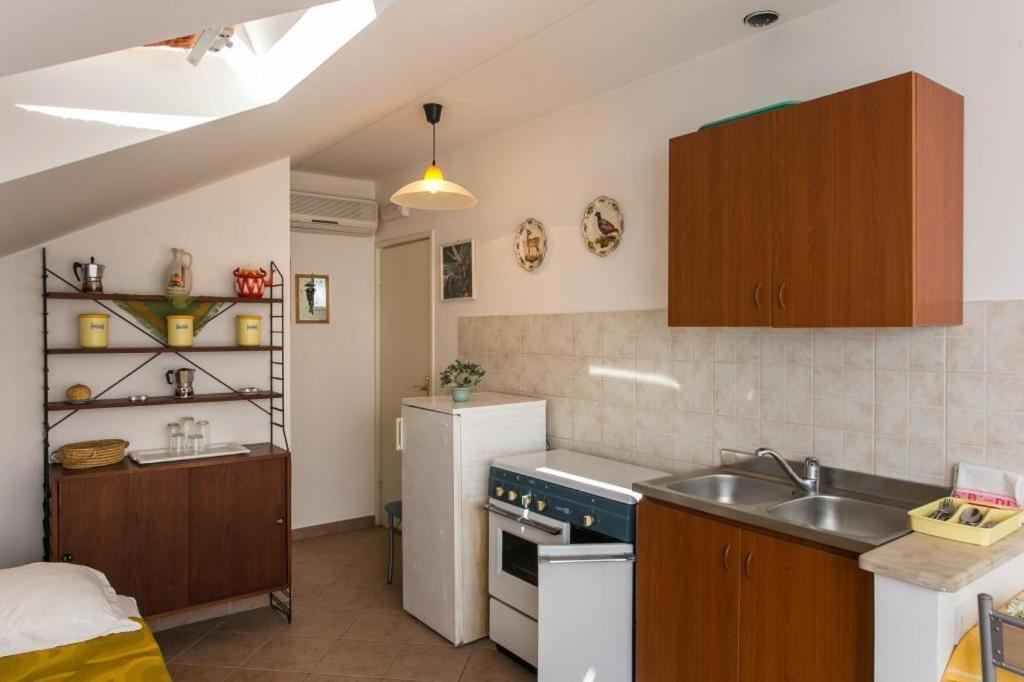 Apartments Tramonto Затон Номер фото